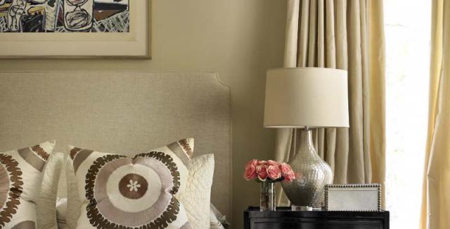 Love a little sparkle from a mercury glass lamp.