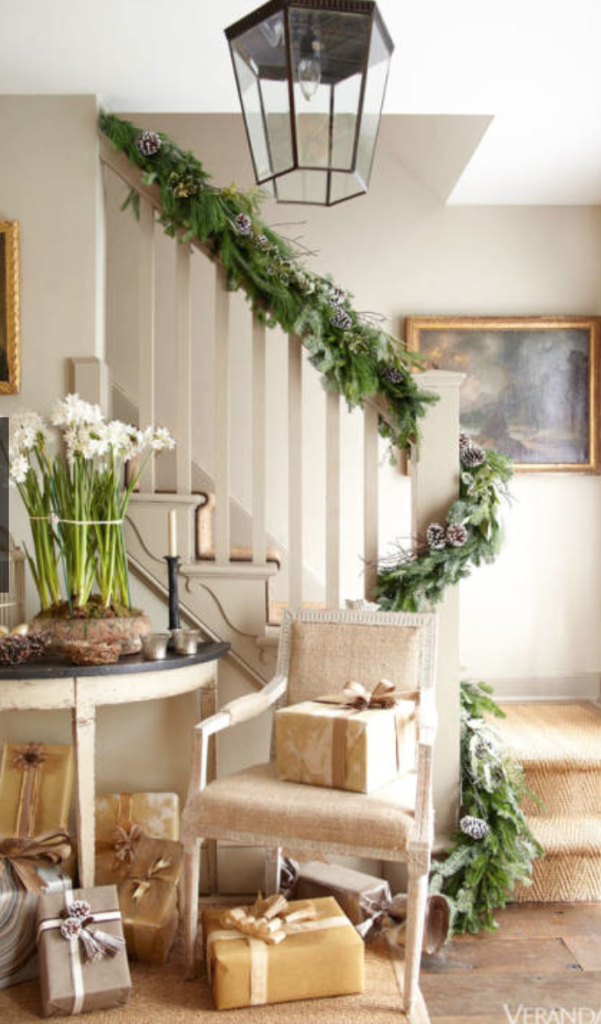 Don't overlook the foyer for a perfect little holiday vignette. Veranda.