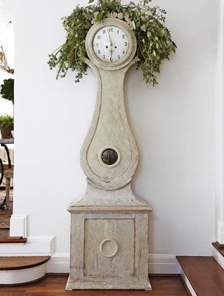 We fell in love with this adorable Mora all decked out for the holidays. House Beautiful and Werner Straube