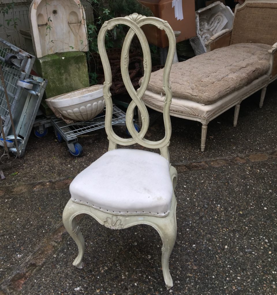 charming-venetian-chairs