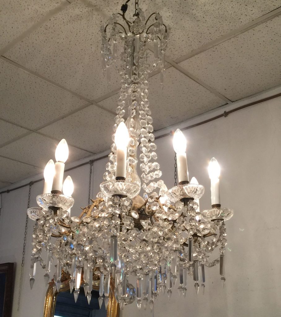 crystal-chandelier