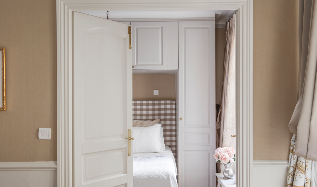 huff harrington paris apartment