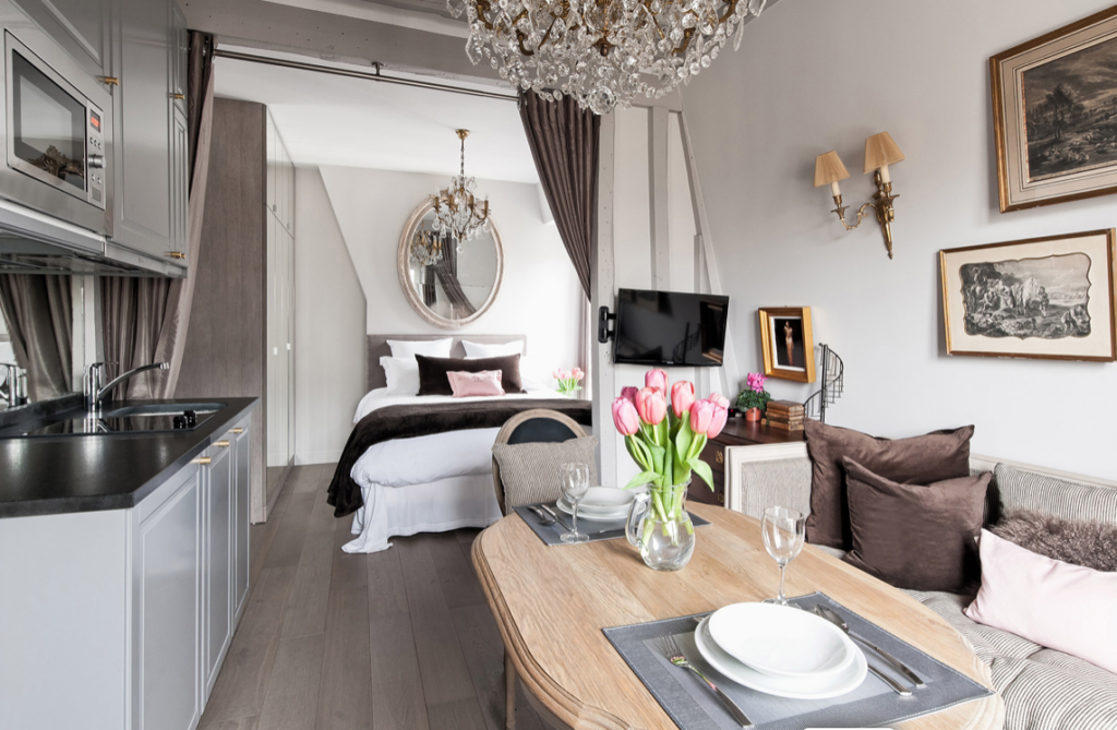 huff harrington paris apartment